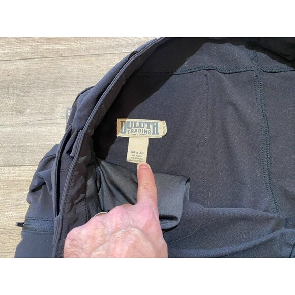 Duluth Trading Co Flexpedition Mens 44X30 Relaxed Fit Black Stretch Cargo Pants - Picture 4 of 8